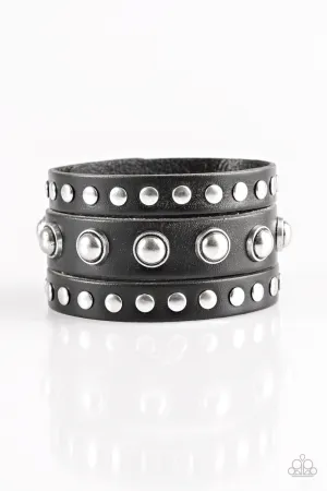 Paparazzi - Win Your Spurs - Black Bracelet