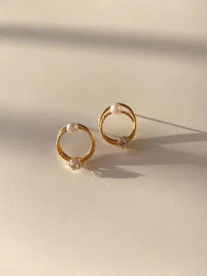 Pearl Circle Earring