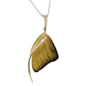 Pendant in 18k Gold with Diamonds