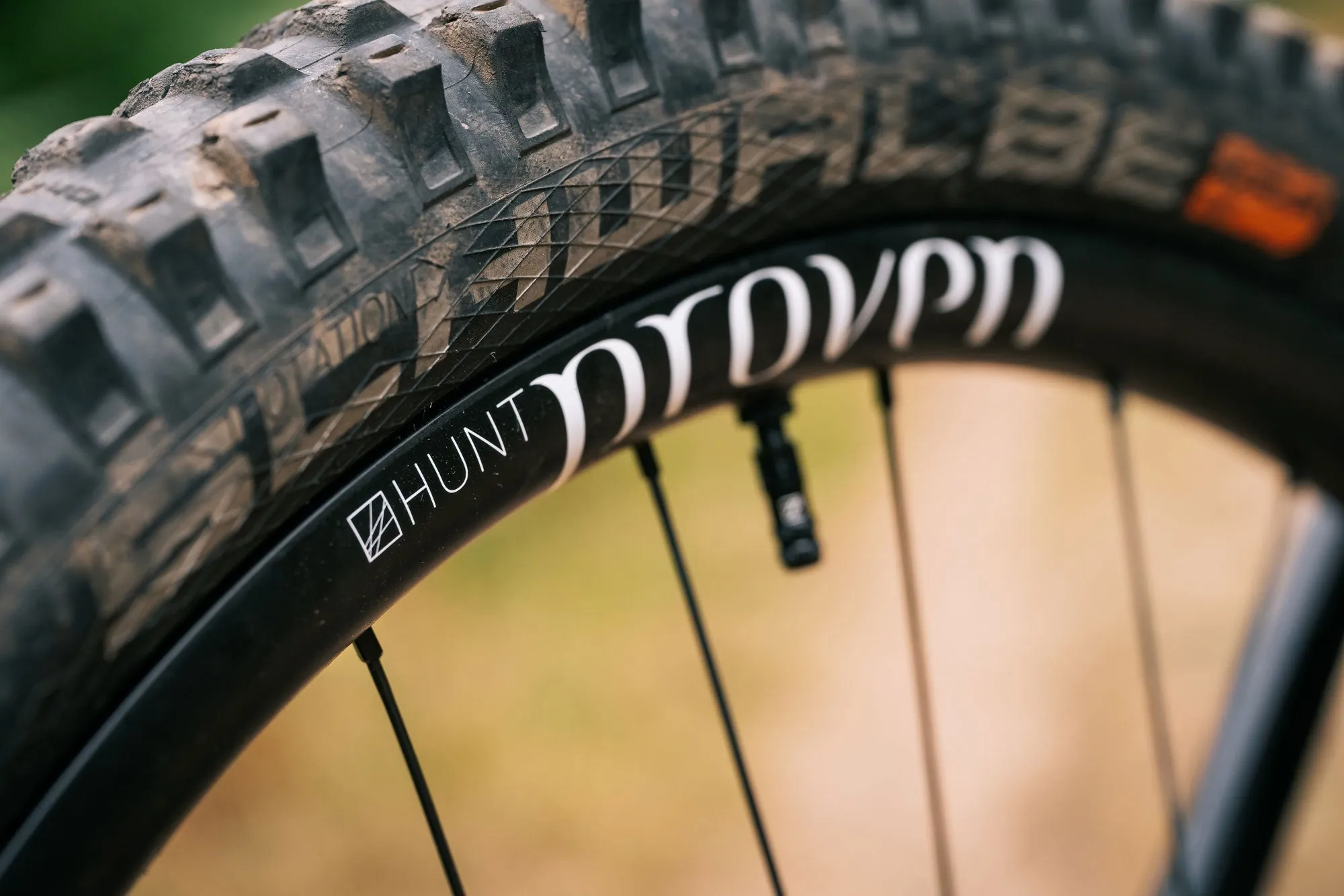 RE:NEW HUNT Proven Carbon Race Enduro 27.5 Wheelset