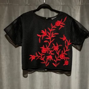 Sachin & Babi Noir Black Net Short Seeve Boxy Top with Red Floral Stitching