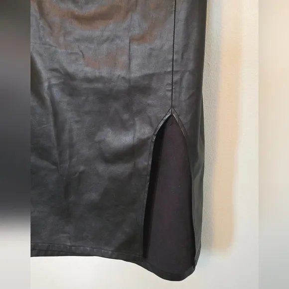 Sanctuary Black Leather Skirt 20W