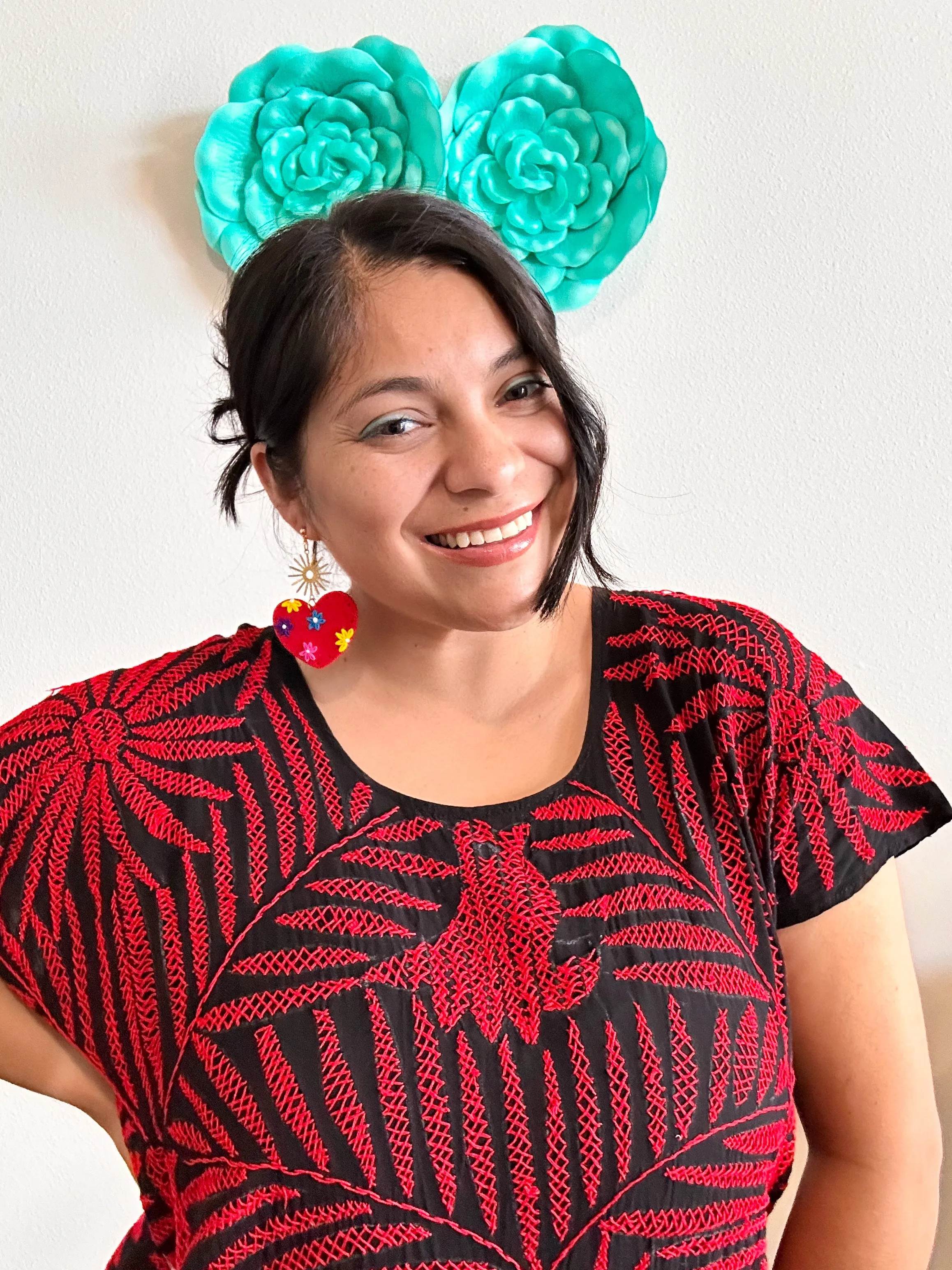 Sayulita in Red (gold post)
