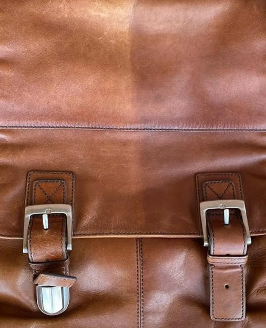 Shoe Shine kit with 2 Format of 75 g