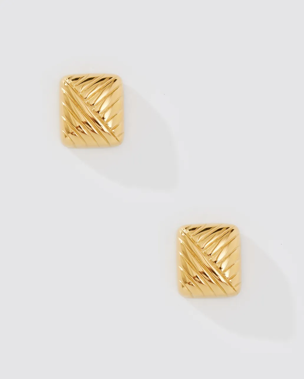 SQUARE STUD EARRING