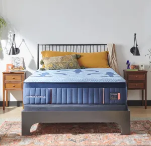Stearns & Foster® Lux Estate Hybrid, Luxury Medium