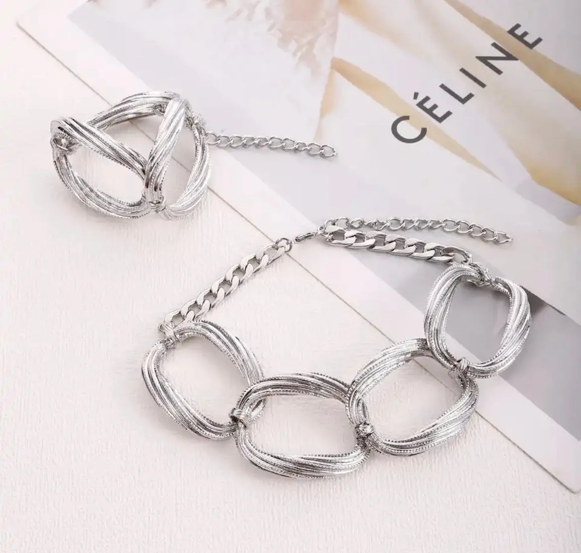 SUNSET NIGHTS CHOKER SET