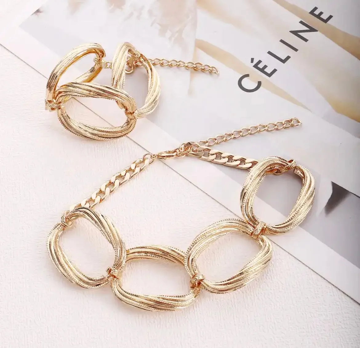 SUNSET NIGHTS CHOKER SET