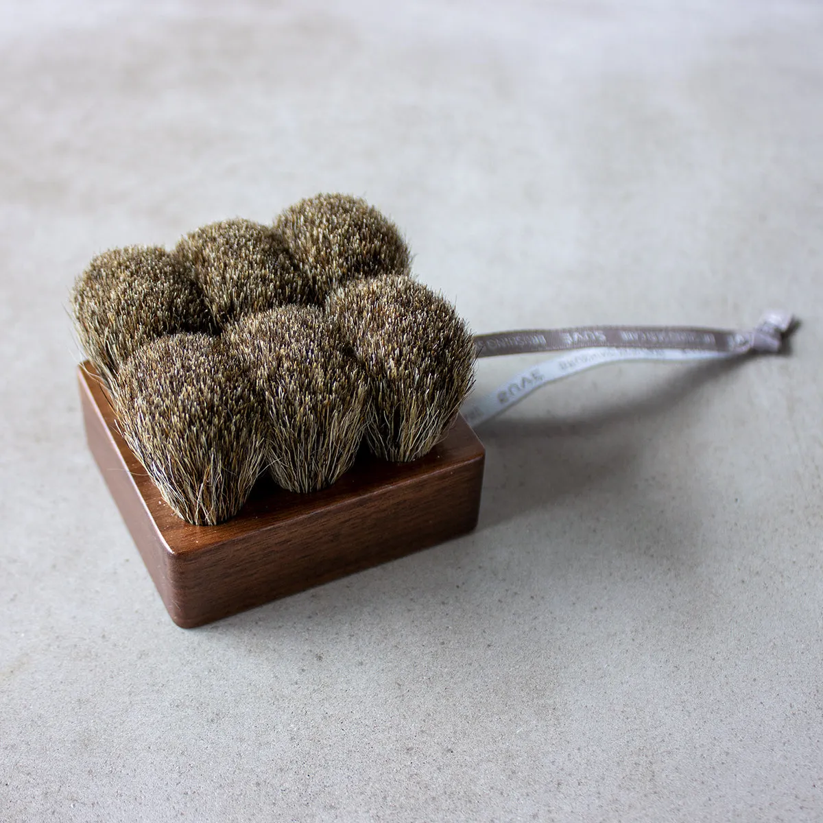 Suvé Short Body Brush - Semi-Firm