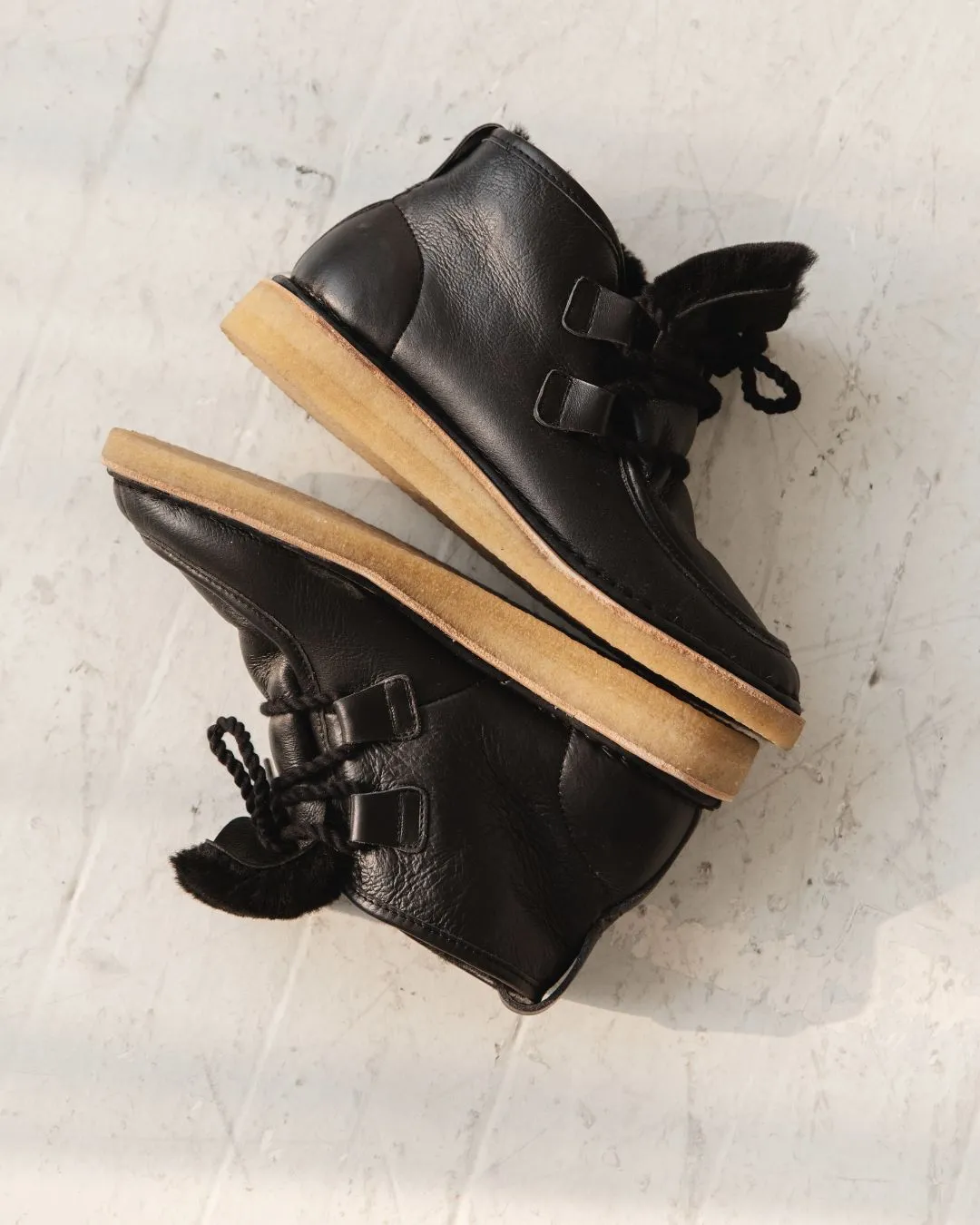 The Shearling Boot [Black]