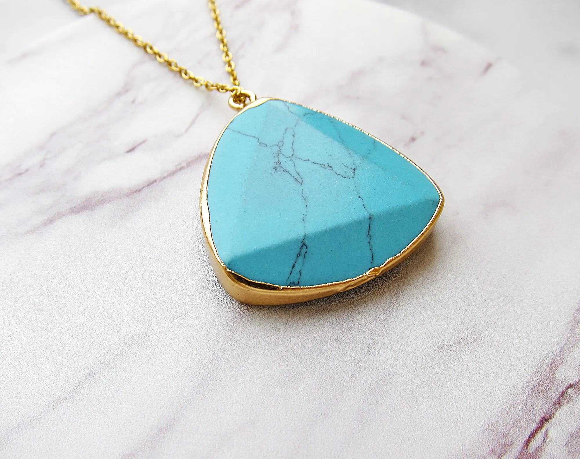 Turquoise necklace statement