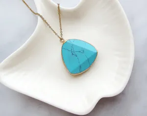 Turquoise necklace statement