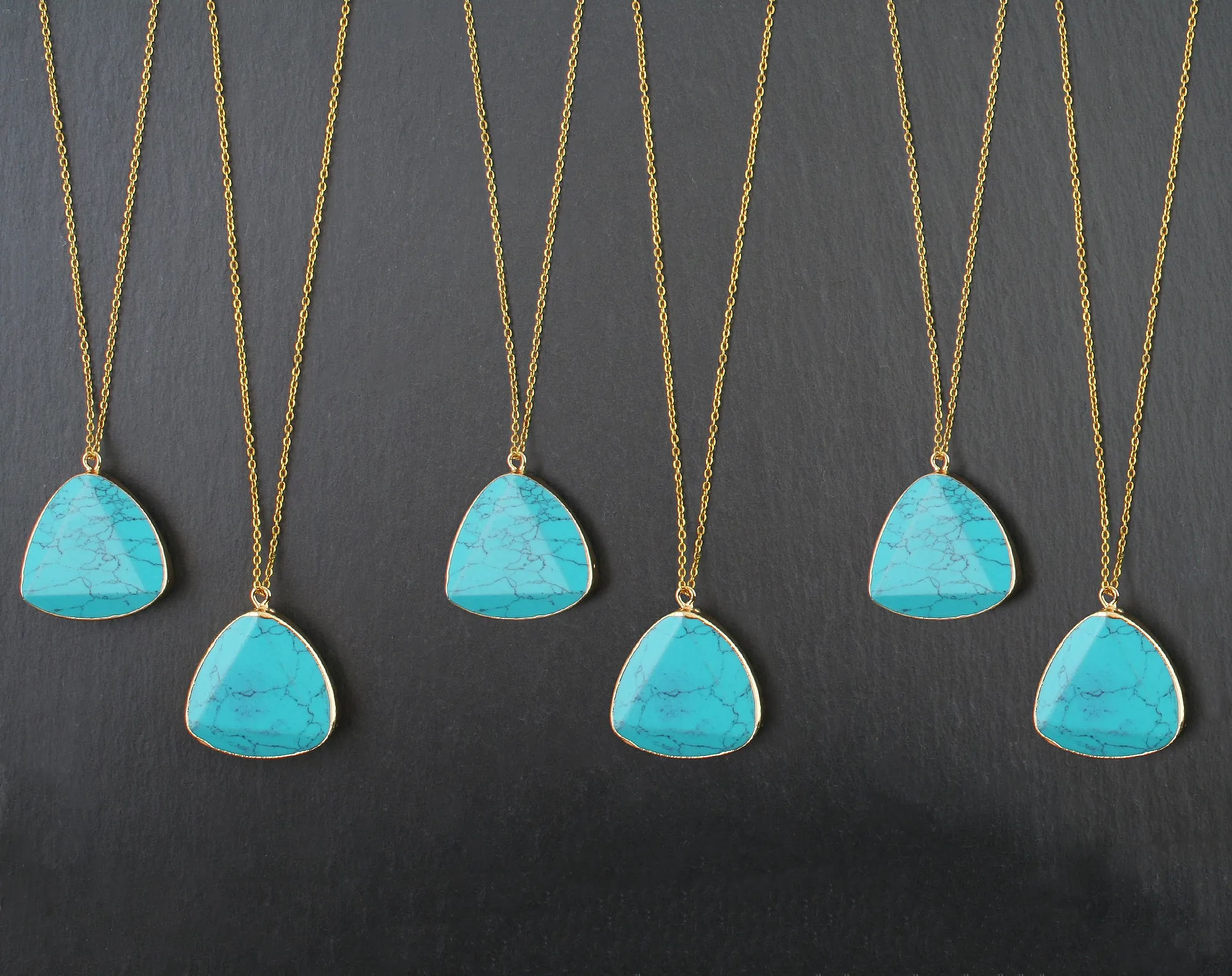Turquoise necklace statement