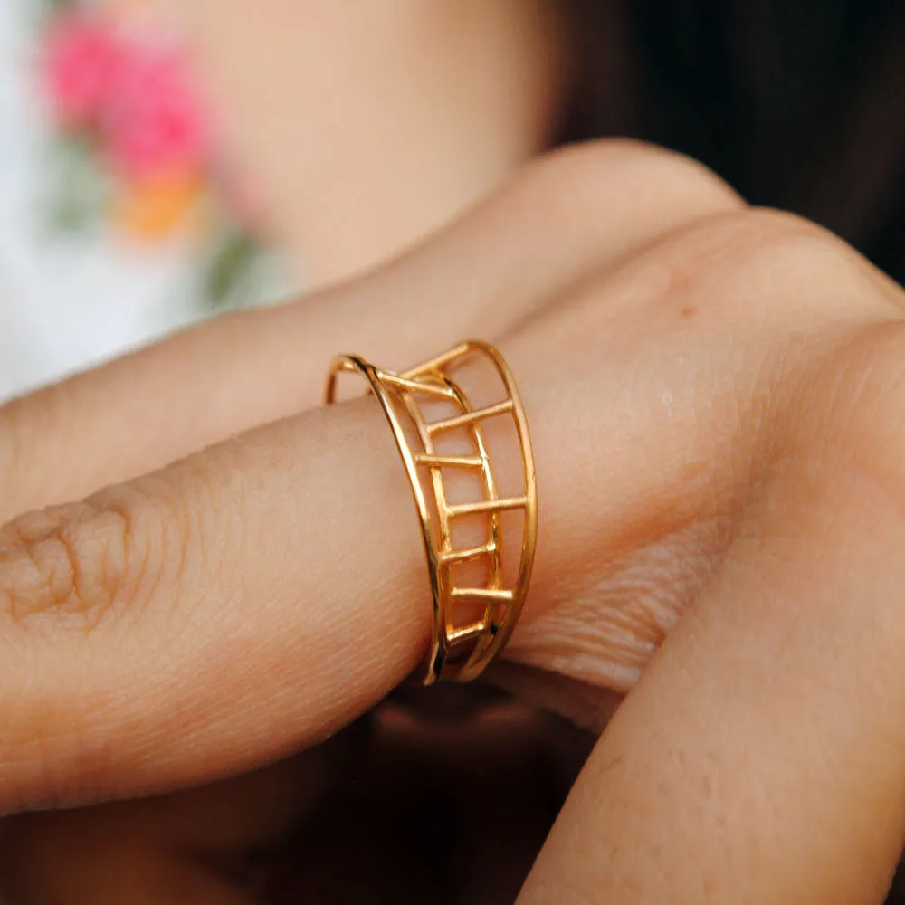 Unique 3Gold Cage 3D Statement Ring