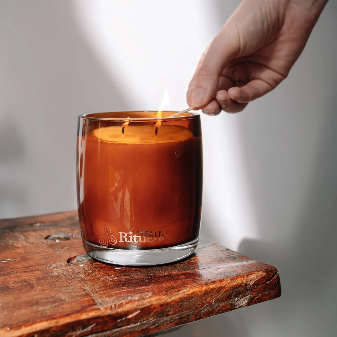 Urban Rituelle Natural Remedy Lemongrass, Neroli & Lime Aromatherapy Soy & Coconut Wax Candle - 400gm