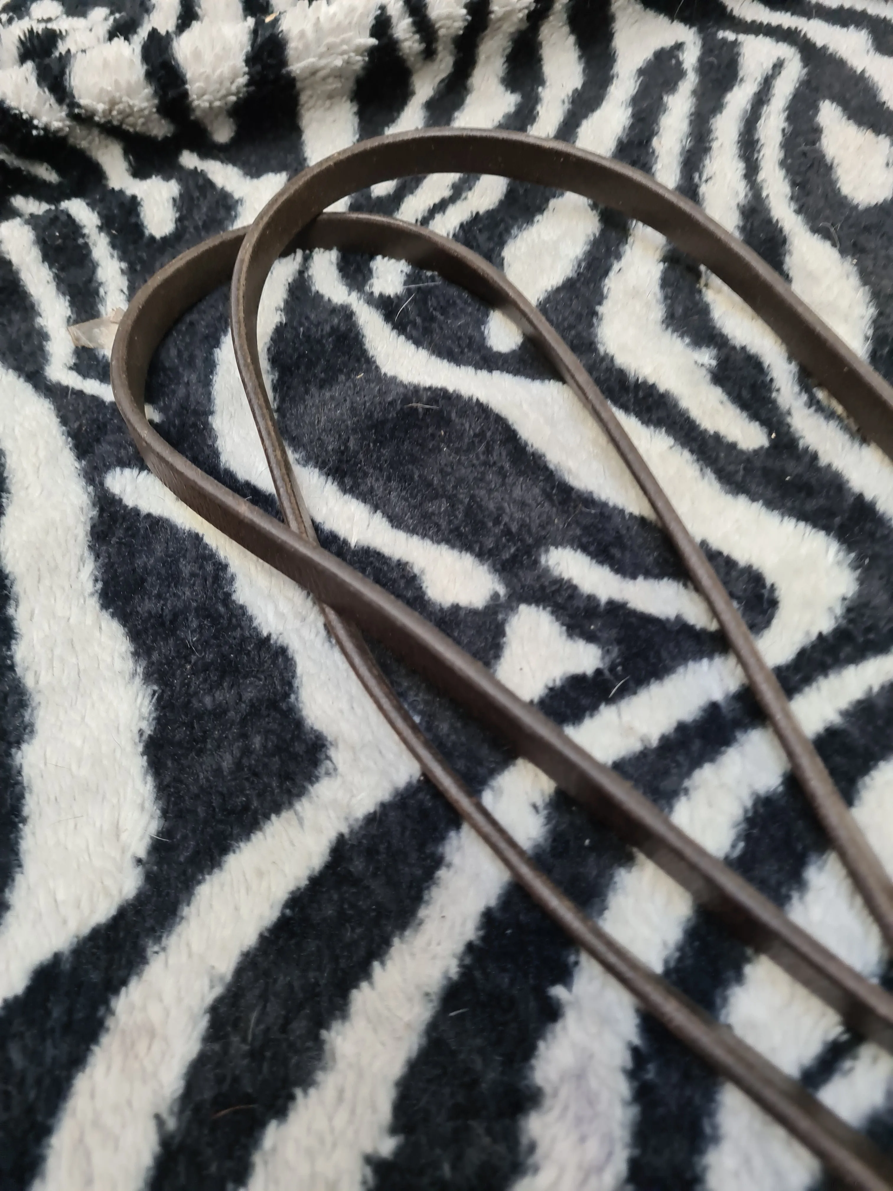 Used cob size brown leather reins FREE POSTAGE☆