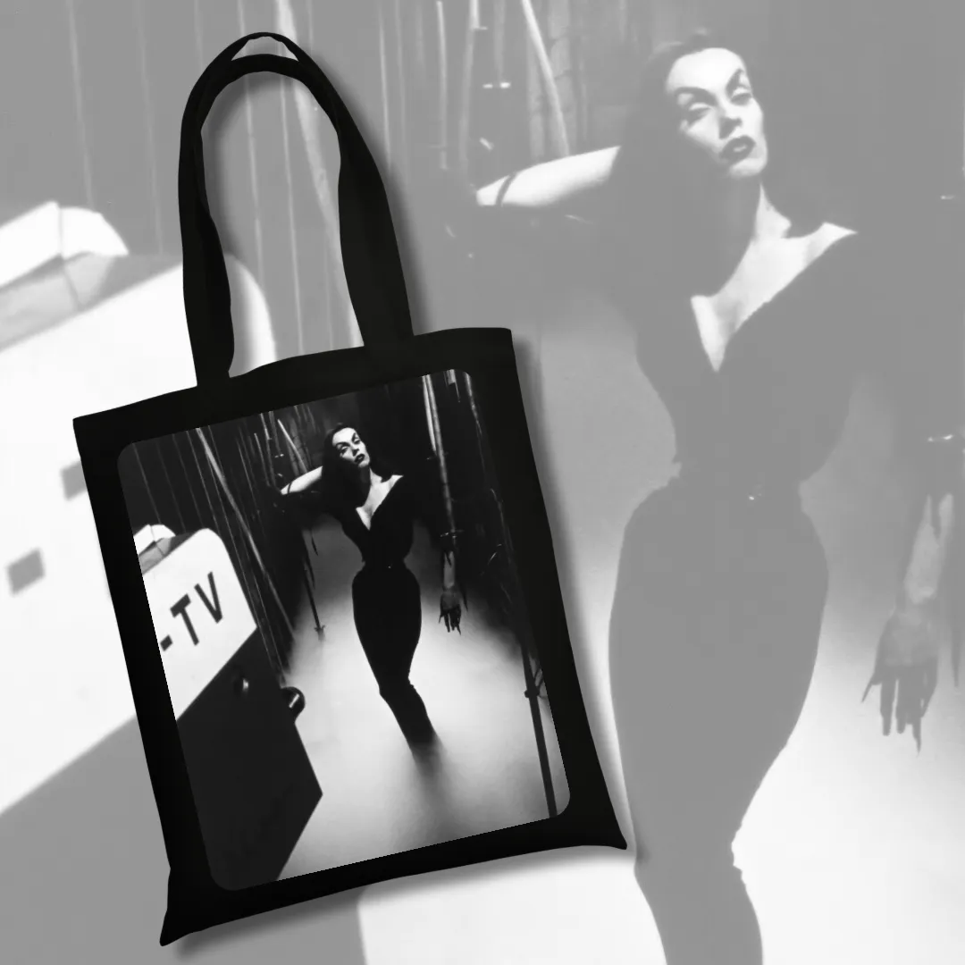 Vampira Tote
