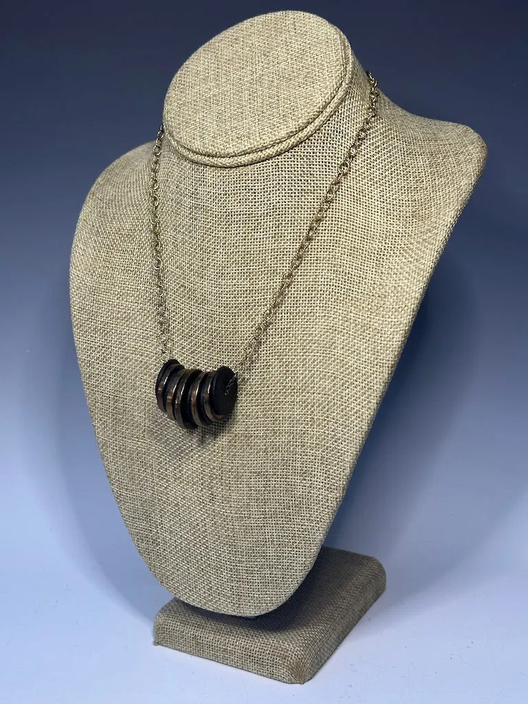 VINTAGE BLACK WOOD AND BRASS NECKLACE LCN585