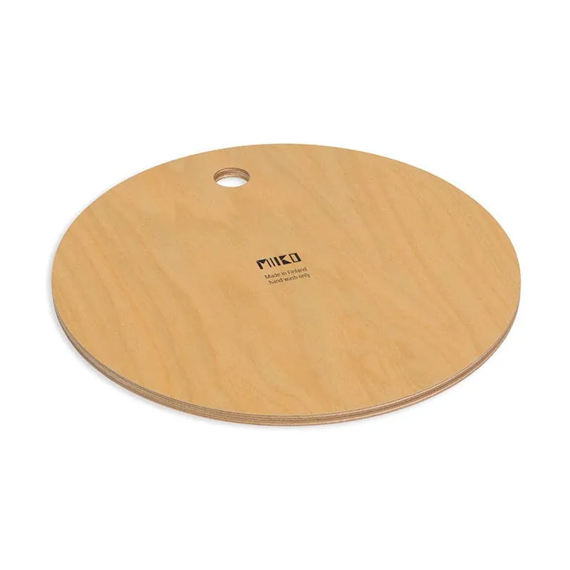 Wooden, round cutting board Koivumetsä