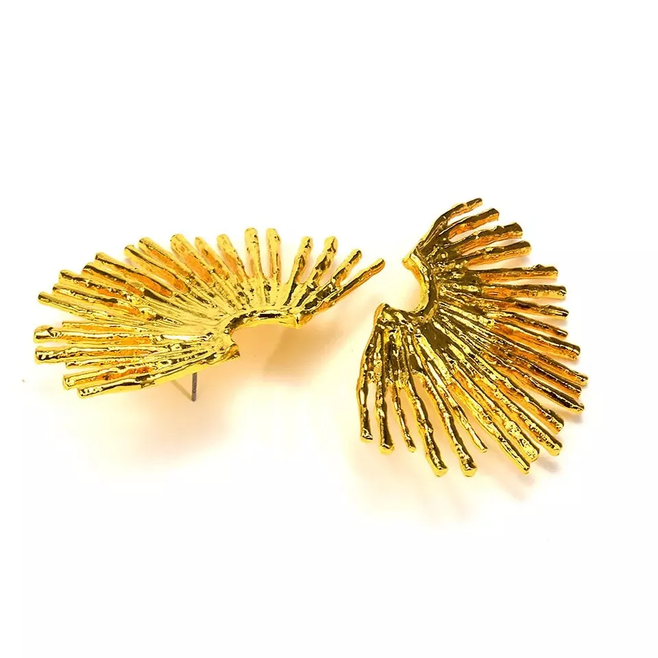 ZORA OVERSIZED STUD EARRINGS